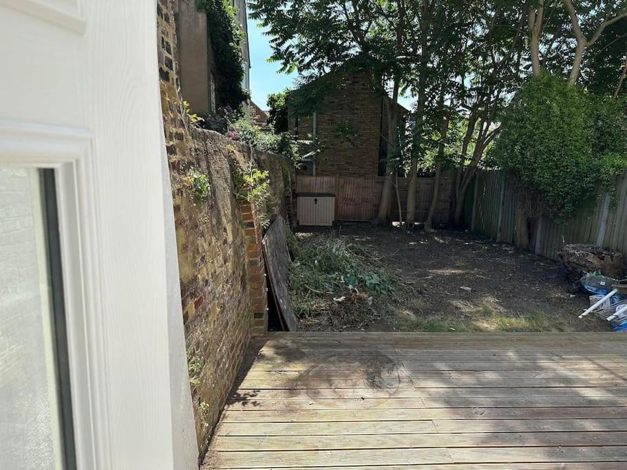 לונדון Massive Flat Near Greenwich Park מראה חיצוני תמונה