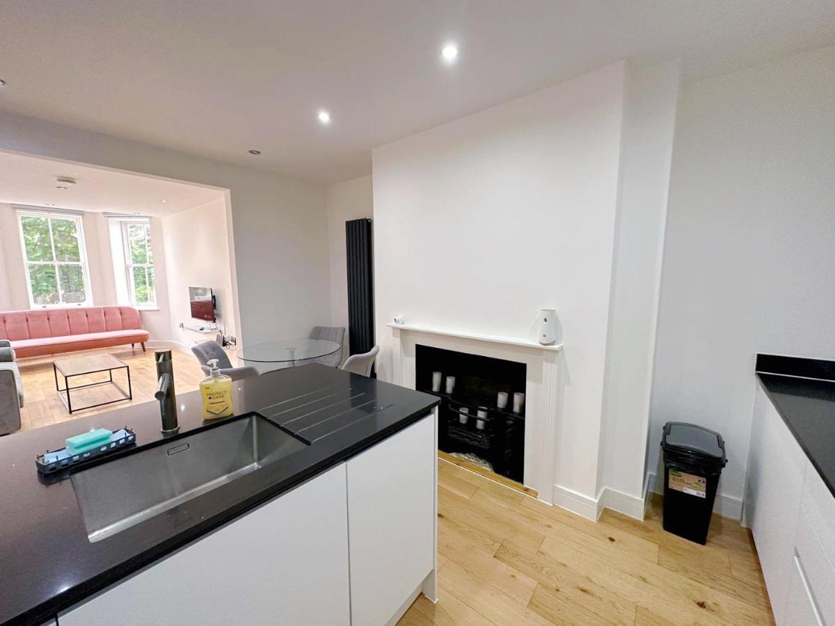לונדון Massive Flat Near Greenwich Park מראה חיצוני תמונה