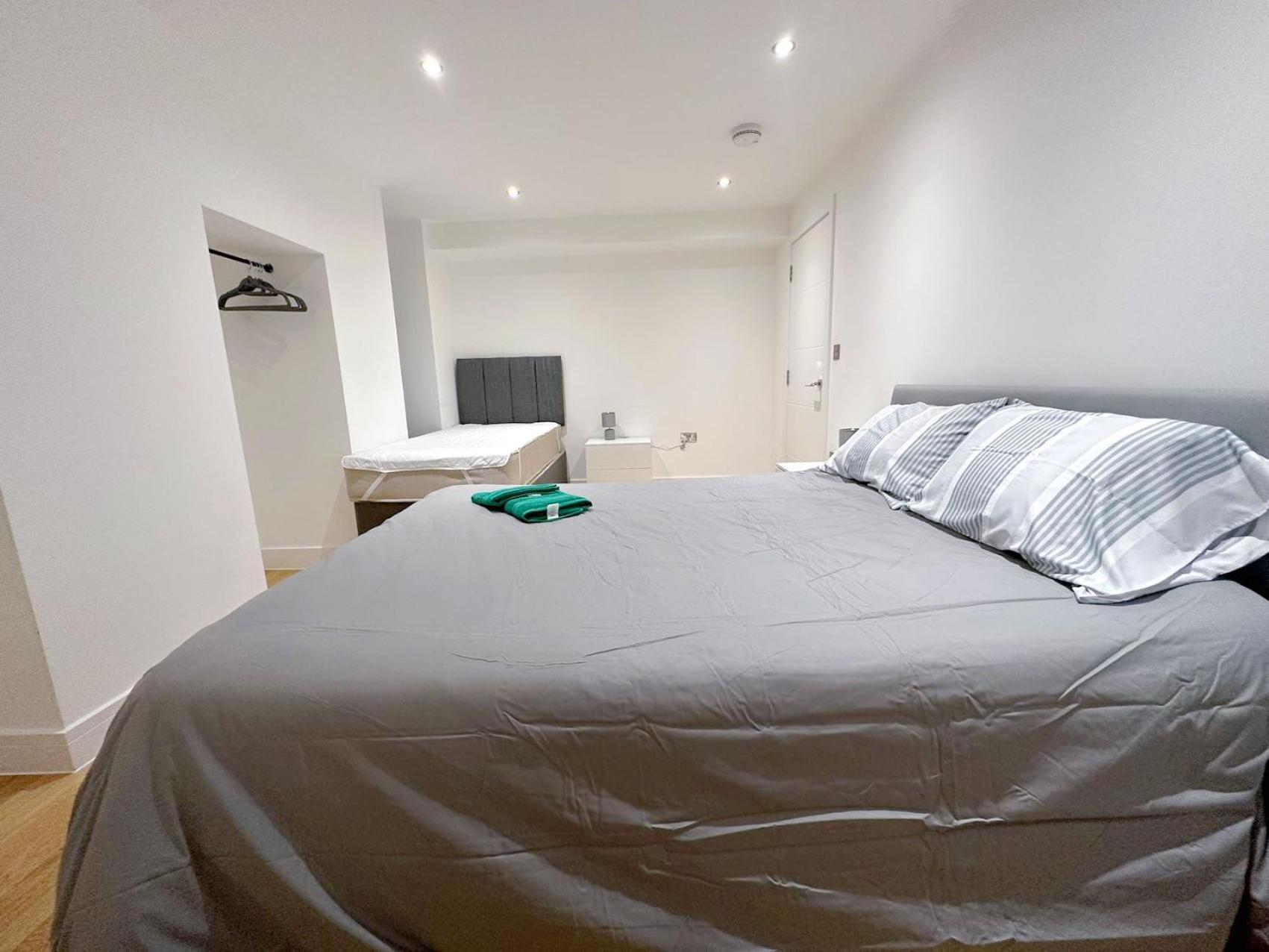 לונדון Massive Flat Near Greenwich Park מראה חיצוני תמונה