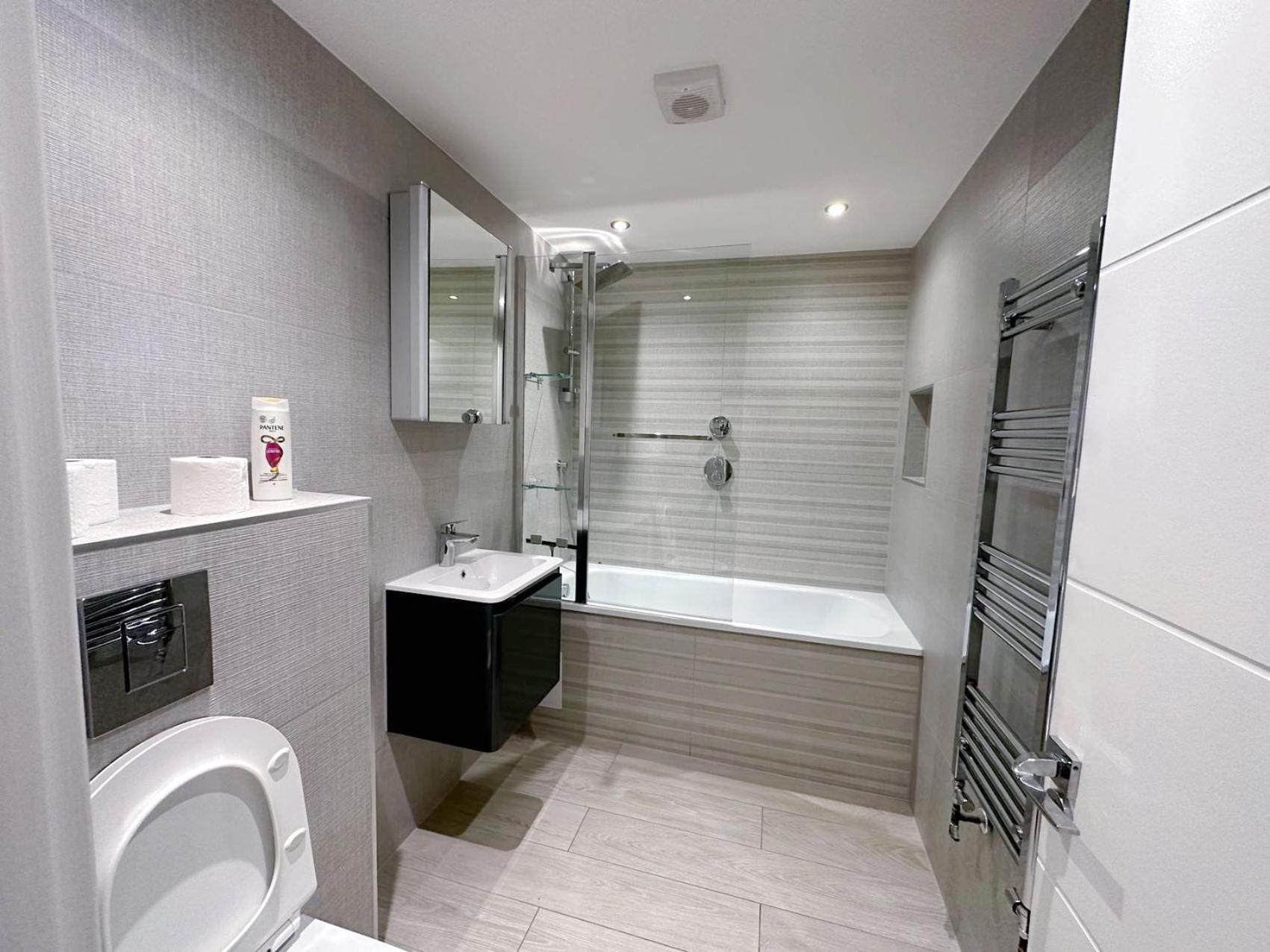 לונדון Massive Flat Near Greenwich Park מראה חיצוני תמונה